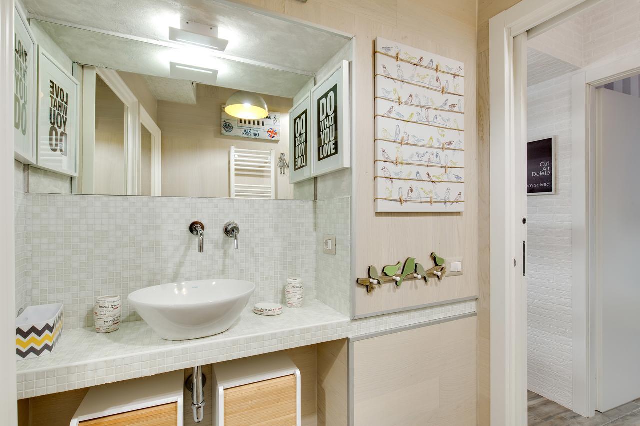 Rome As You Feel - Design Apartment At Colosseum Экстерьер фото